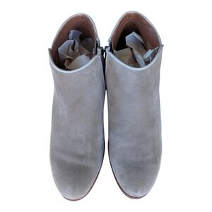 Sam edelman petty ankle booty in putty suede 7.5‎